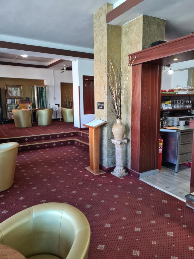 Hotel Montenegro Bruntál Exterior foto